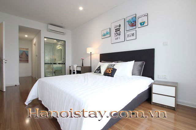 Cho thuê căn hộ chung cư Mỹ Đình Pearl tại tầng 19, view Hồ điều hòa tuyệt đẹp 1