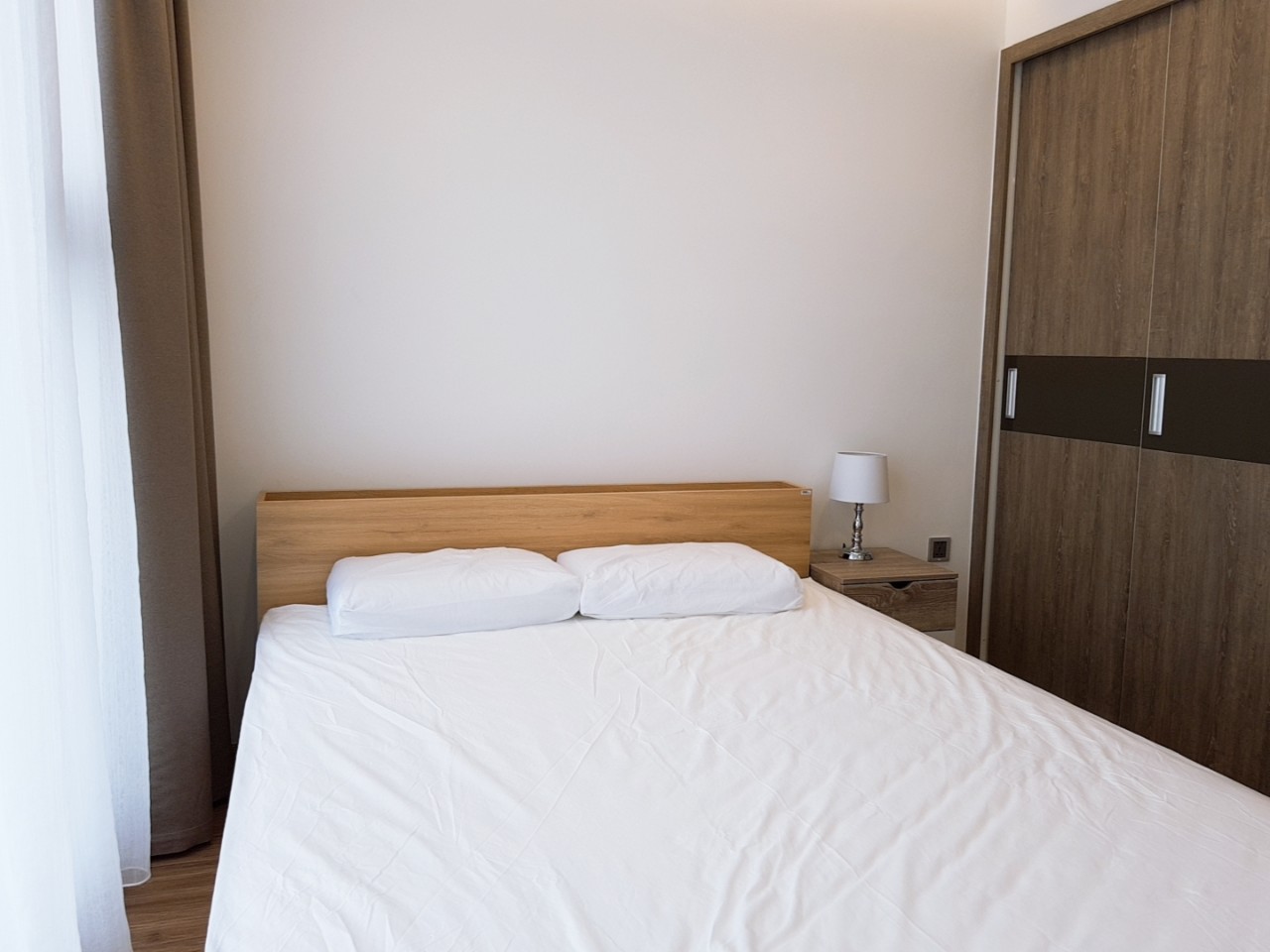 Chính chủ cho thuê căn hộ tầng 39 Vinhome Metropolis full đồ, view cực đẹp 2