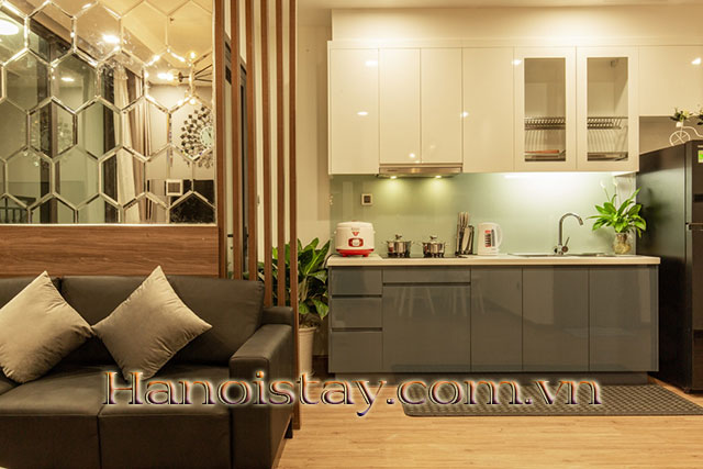 Căn hộ chính chủ tại Vinhomes GreenBay cho thuê ngắn hạn và dài hạn với Lake view cực đẹp 7