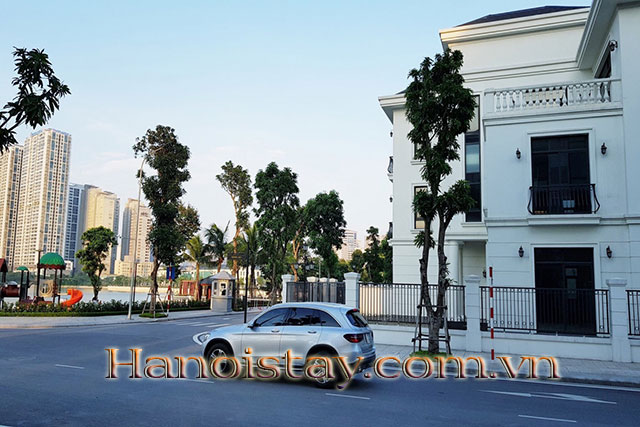 Cho thuê căn hộ chung cư đẳng cấp, có bể bơi, nội thất cao cấp tại Vinhomes GreenBay 4