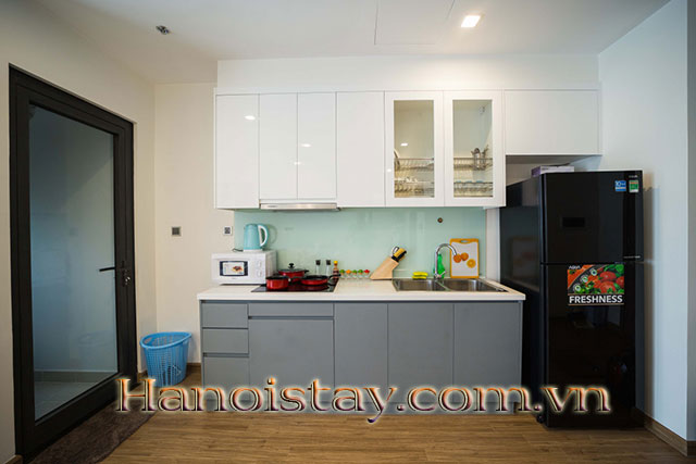 Cho thuê căn hộ chung cư đẳng cấp, có bể bơi, nội thất cao cấp tại Vinhomes GreenBay 10