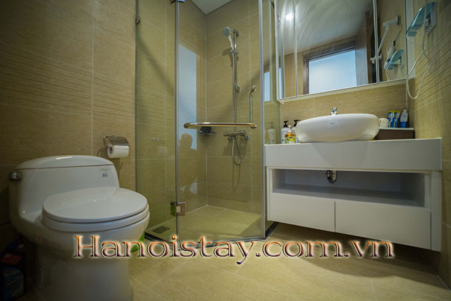 Cho thuê căn hộ chung cư đẳng cấp, có bể bơi, nội thất cao cấp tại Vinhomes GreenBay 4
