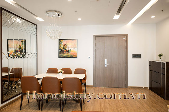 Căn hộ 3 phòng ngủ tầng cao, view tuyệt đẹp cho người nước ngoài thuê tại Vinhomes Metropolis, 9