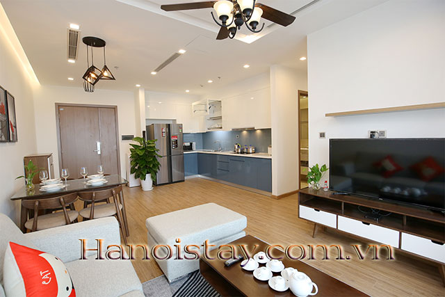 Chính chủ cho thuê căn hộ M3, Vinhomes Metropolis có view 2 hồ Giảng Võ và hồ Tây 5