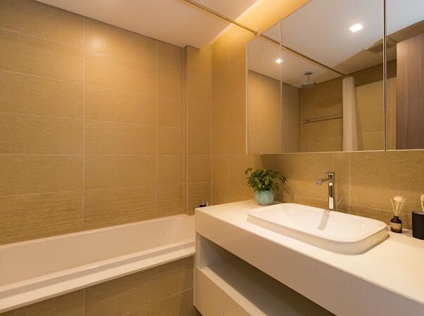 Căn hộ chung cư Metropolis 2 phòng ngủ cho thuê dài hạn hoặc ngắn hạn, view Hồ 1