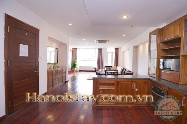 Cho người nước ngoài thuê căn hộ 3 phòng ngủ rộng, ánh sáng tự nhiên khắp căn phòng 1