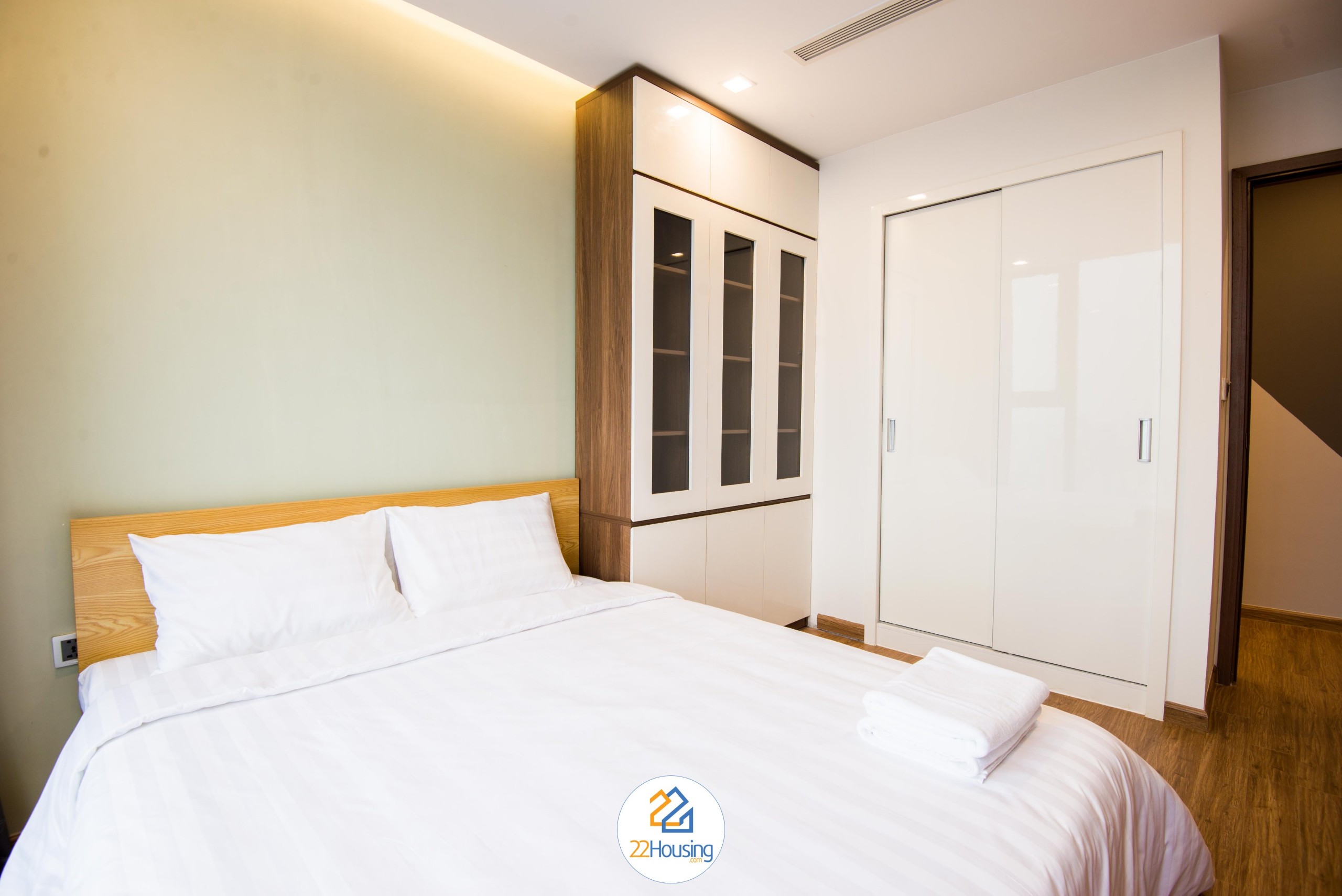 Căn hộ 3 phòng ngủ cao cấp tầng 31 tại Vinhome Metropolis cho người nước ngoài thuê 3