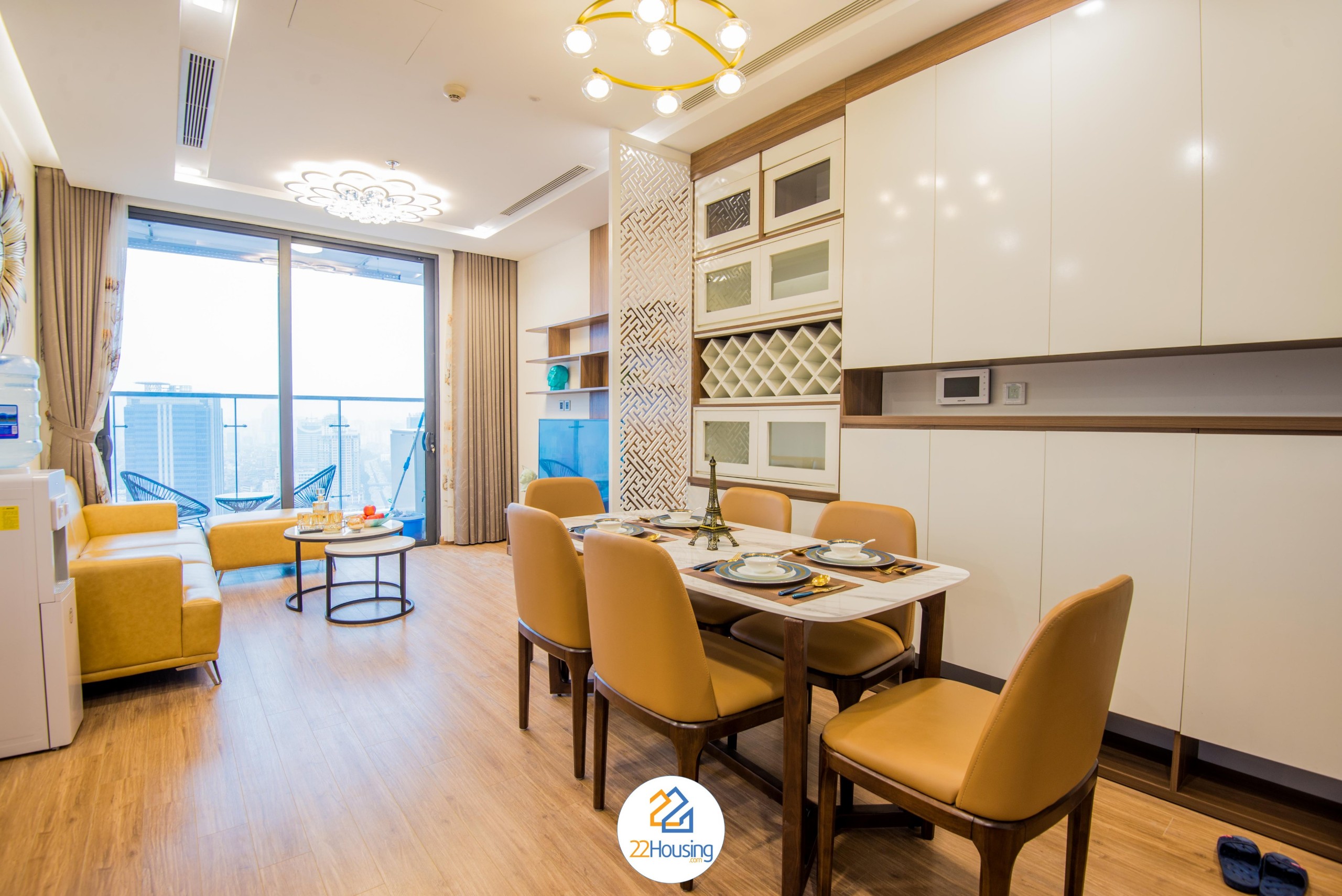 Căn hộ 3 phòng ngủ cao cấp tầng 31 tại Vinhome Metropolis cho người nước ngoài thuê 1