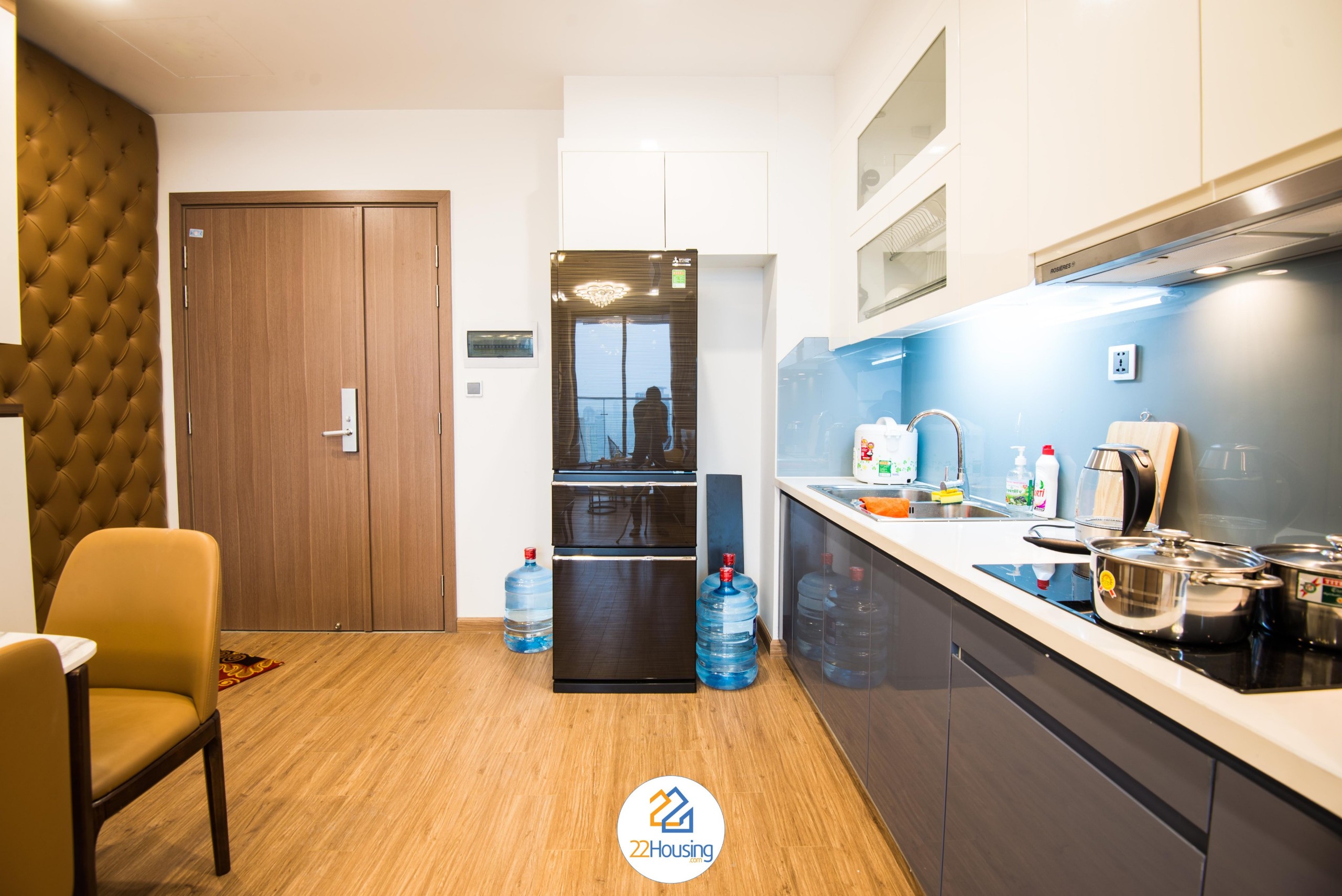 Căn hộ 3 phòng ngủ cao cấp tầng 31 tại Vinhome Metropolis cho người nước ngoài thuê 2