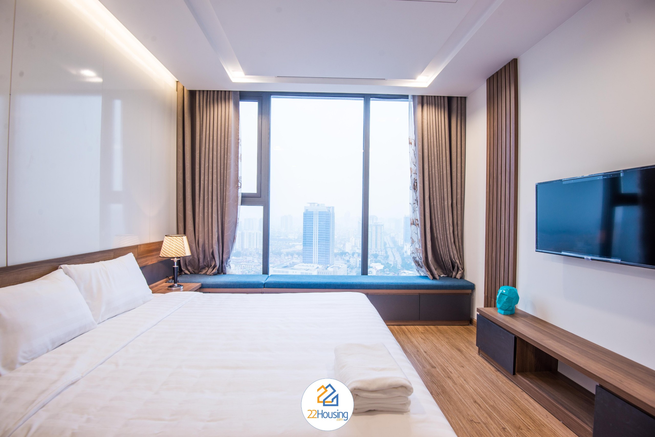 Căn hộ 3 phòng ngủ cao cấp tầng 31 tại Vinhome Metropolis cho người nước ngoài thuê 1