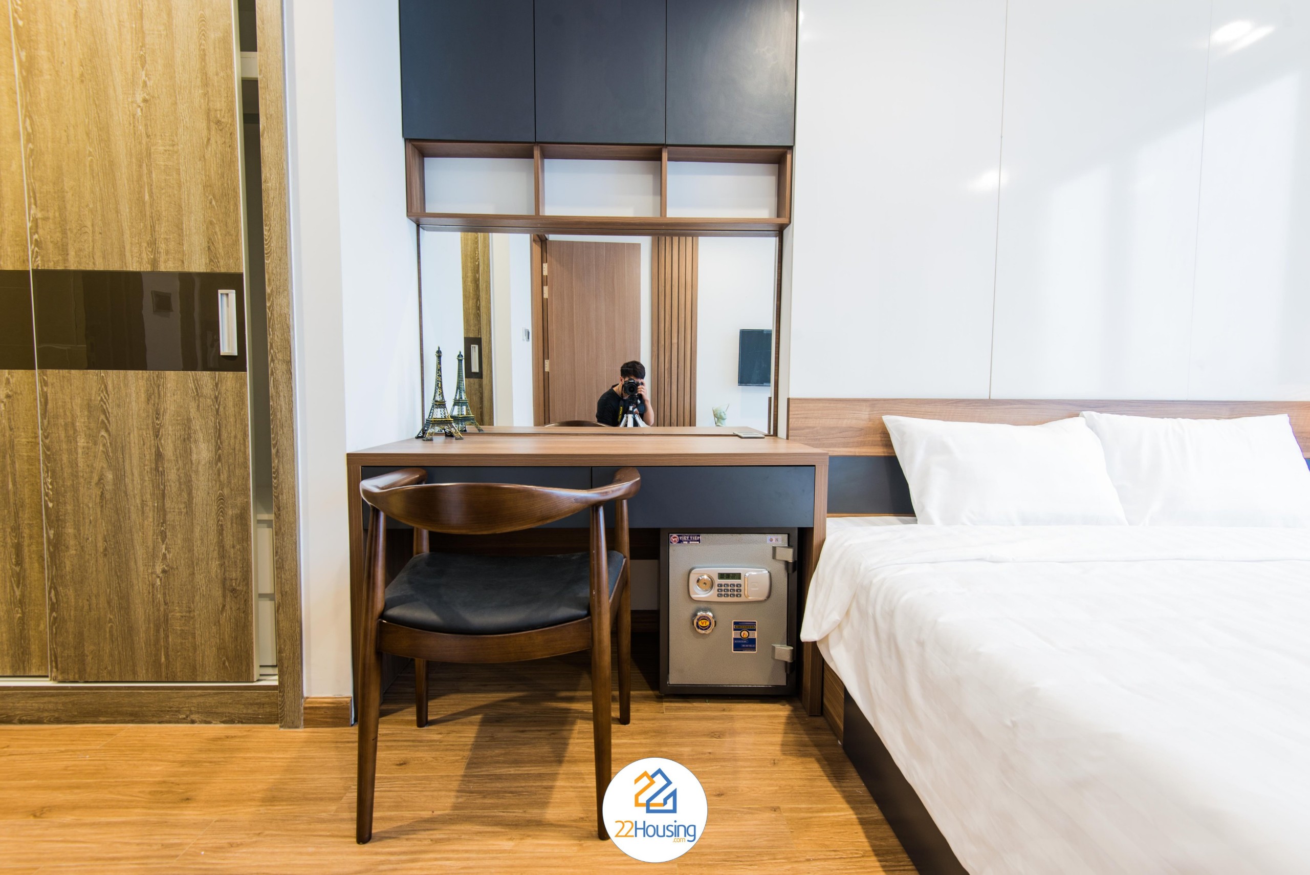 Căn hộ 3 phòng ngủ cao cấp tầng 31 tại Vinhome Metropolis cho người nước ngoài thuê 2