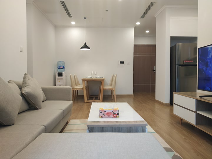 Căn hộ chính chủ cho thuê full nội thất tại tầng 41 Vinhome Metropolis, quận Ba Đình 10