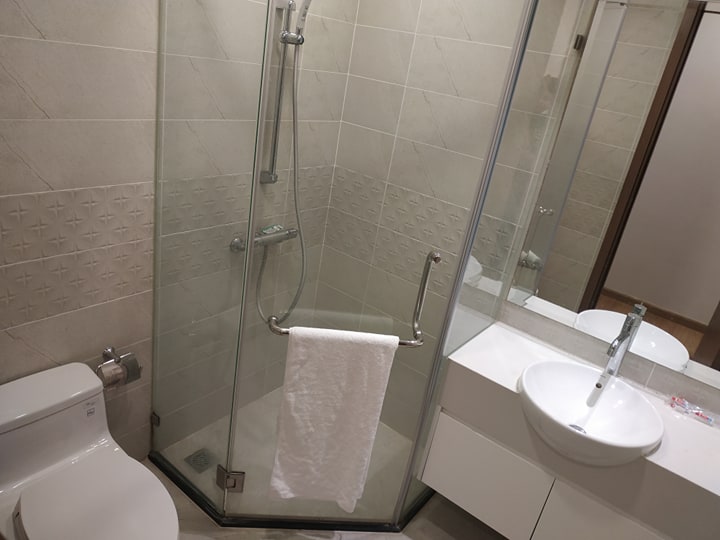 Căn hộ chính chủ cho thuê full nội thất tại tầng 41 Vinhome Metropolis, quận Ba Đình 4
