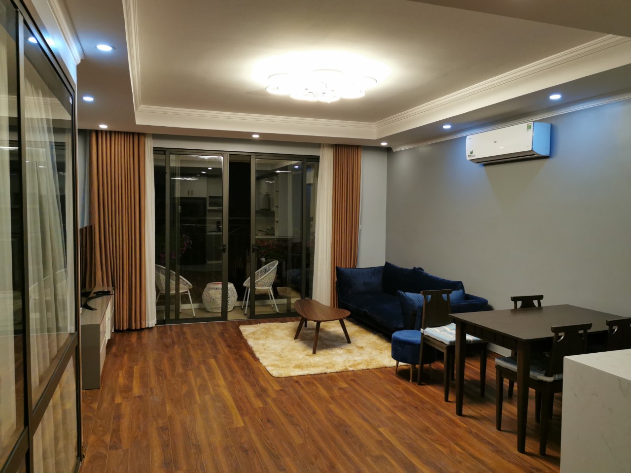 Căn hộ cao cấp cho người nước ngoài thuê tại chung cư Tân Hoàng Minh, quận Tây Hồ 7