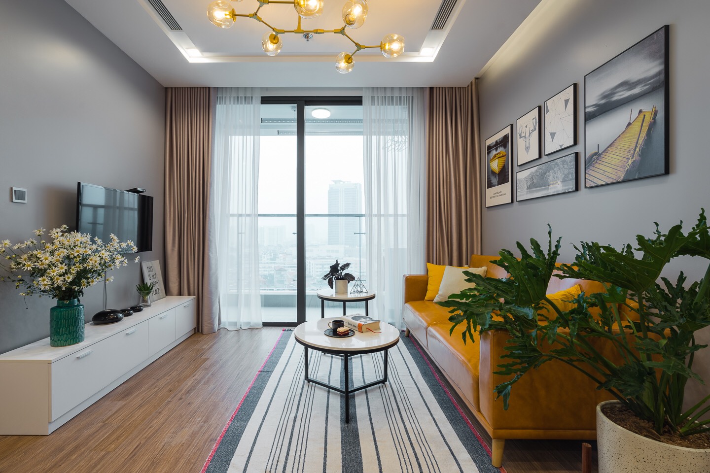 Căn hộ đẳng cấp, full nội thất cao cấp cho thuê tại M2 Vinhome Metropolis, 29 Liễu Giai