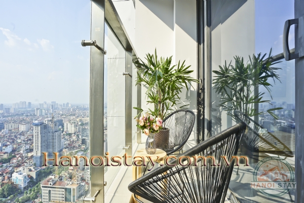 Căn hộ full đồ với 4 phòng ngủ view Hồ cho thuê tại Vinhome Metropolis, 29 Liễu Giai 4