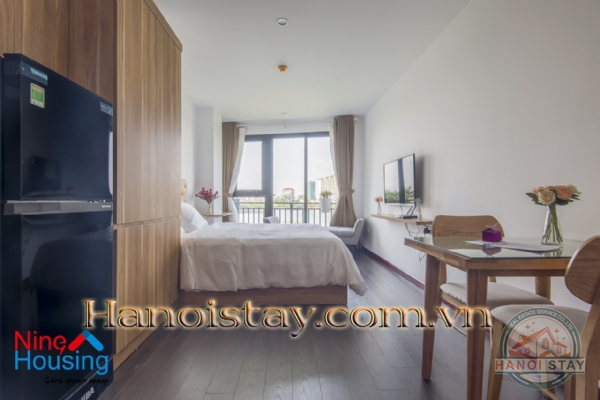 Cho thuê Studio view Hồ Trúc Bạch với nội thất hoàn toàn mới, giá cạnh tranh 2