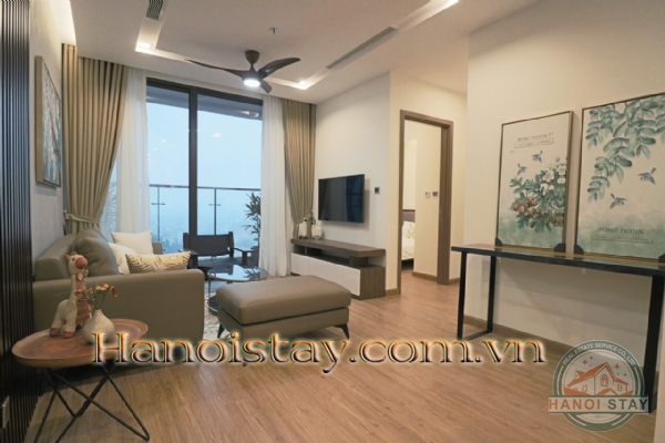Bán căn hộ tầng 18 tòa M3, Vinhome Metropolis, quận Ba Đình với đầy đủ nội thất, giá 6 tỷ 1