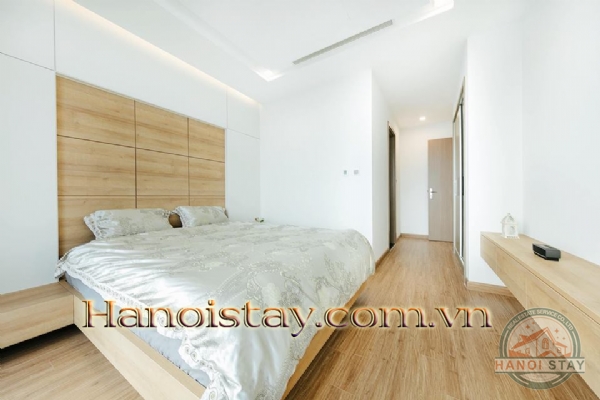 Bán căn hộ đầy đủ nội thất, 2 phòng ngủ tại M2 Vinhome Metropolis, 29 Liễu Giai 3
