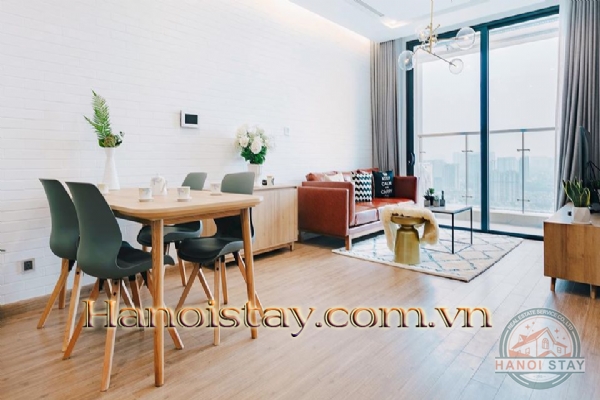Bán căn hộ đầy đủ nội thất, 2 phòng ngủ tại M2 Vinhome Metropolis, 29 Liễu Giai 4