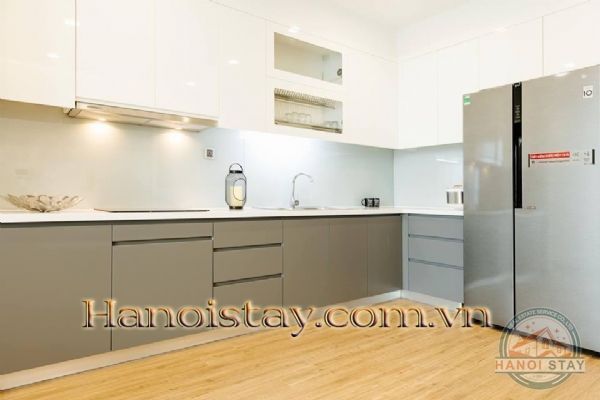 Bán căn hộ đầy đủ nội thất, 2 phòng ngủ tại M2 Vinhome Metropolis, 29 Liễu Giai 5