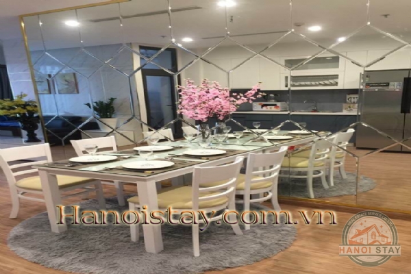 Bán gấp căn hộ 2 phòng ngủ M3-16 08 Vinhome Metropolis, đầy đủ nội thất cao cấp 1