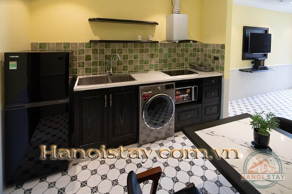 Cho thuê căn hộ thiết kế độc đáo với 2 phòng ngủ tại quận Hoàn Kiếm 28