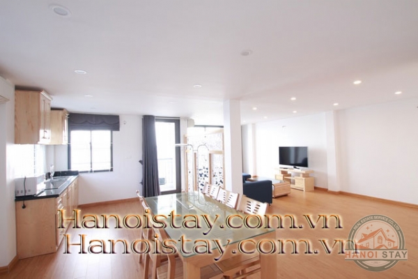 Cho thuê căn hộ 2 phòng ngủ mặt hồ Tây giá siêu hấp dẫn mùa Covid 5