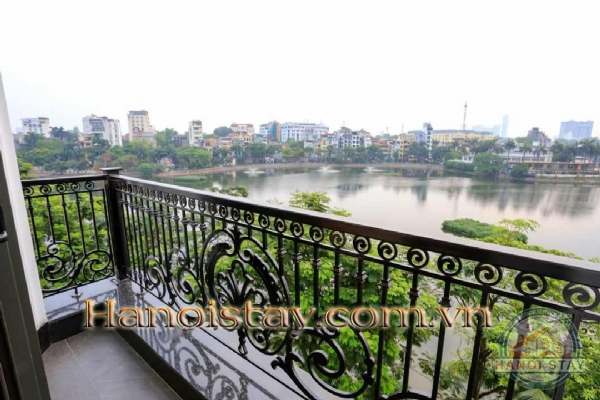 Cho thuê căn hộ dịch vụ cao cấp 2 phòng ngủ, nội thất cao cấp, view hồ Trúc Bạch 10