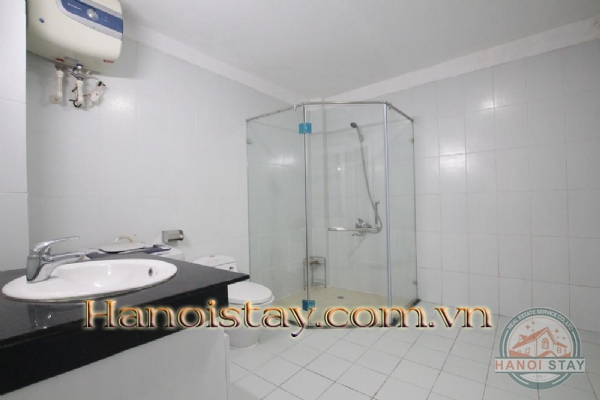 Cho thuê căn hộ dịch vụ cao cấp 1 phòng ngủ, full đồ, cạnh Hồ Tây với mức giá ưu đãi mùa covid 11