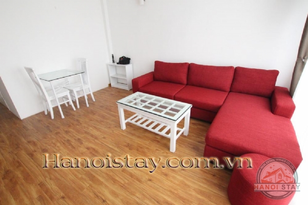 Cho thuê căn hộ dịch vụ cao cấp 1 phòng ngủ, full đồ, cạnh Hồ Tây với mức giá ưu đãi mùa covid 13