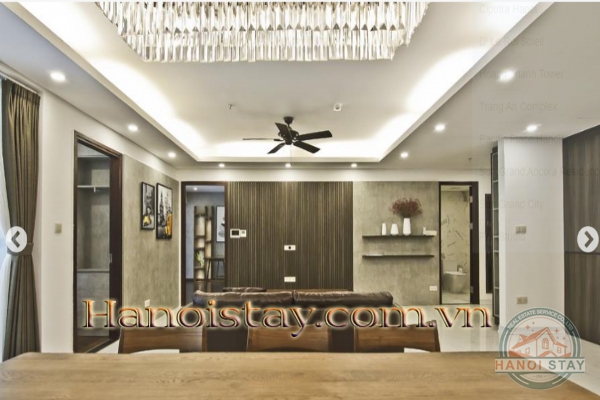 Chính chủ cho thuê căn hộ sang trọng đẳng cấp bậc nhất tại Aqua Central Yên Phụ 12