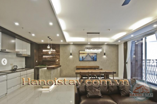 Chính chủ cho thuê căn hộ sang trọng đẳng cấp bậc nhất tại Aqua Central Yên Phụ 9