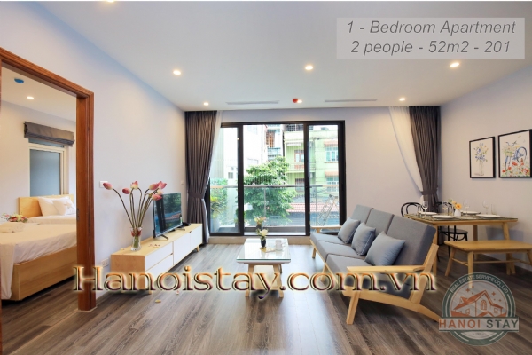 Căn hộ dịch vụ cho người nước ngoài thuê ngắn hạn và dài hạn 2 BAN CÔNG siêu thoáng mát ở quận Ba Đình 6