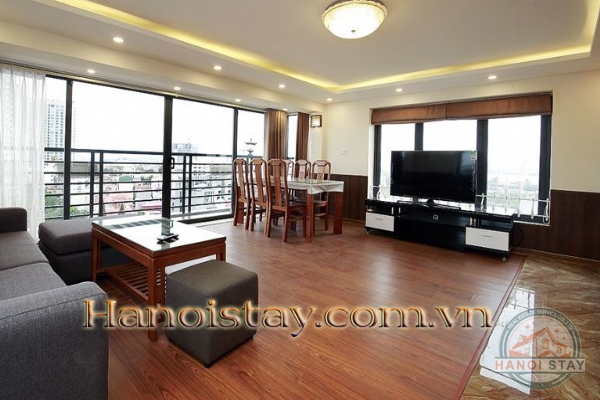 Chính chủ cho thuê căn hộ 2 PN city view, khu vực đường Tô Ngọc Vân, Quận Tây Hồ, Hà Nội 1