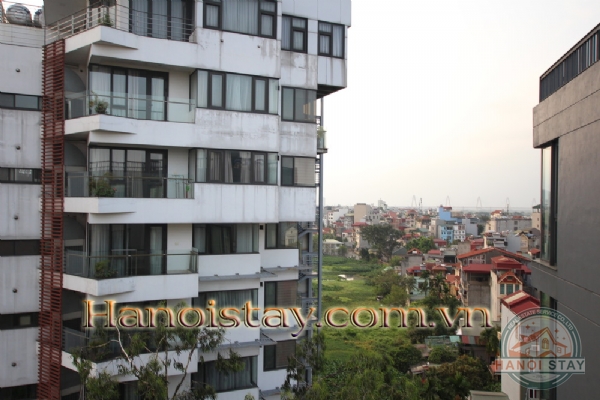 Tìm khách nước ngoài thuê căn hộ dịch vụ BAN CÔNG SIÊU ĐẸP quận Tây Hồ 18
