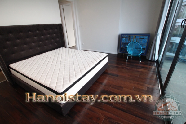 Tìm khách nước ngoài thuê căn hộ dịch vụ BAN CÔNG SIÊU ĐẸP quận Tây Hồ 22