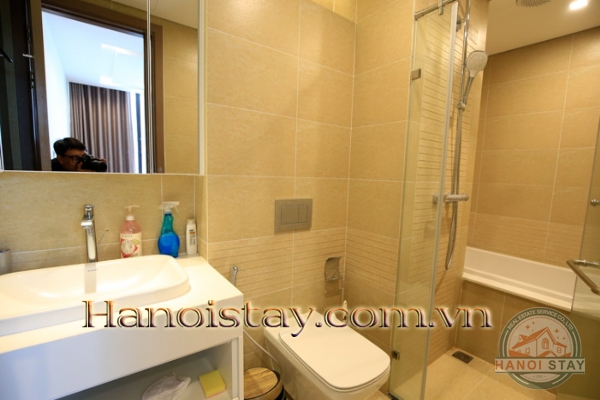 Mọi người đã chọn căn hộ cho thuê Vinhomes Metropolis làm tổ ấm mới, còn bạn thì sao? 5
