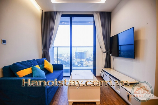 Tìm người nước ngoài thuê căn hộ cao cấp, thiết kế sang trọng tại Vinhomes Metropolis 12