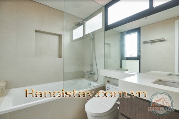 Cho thuê căn hộ DV 2 PN tại Ba Đình 11