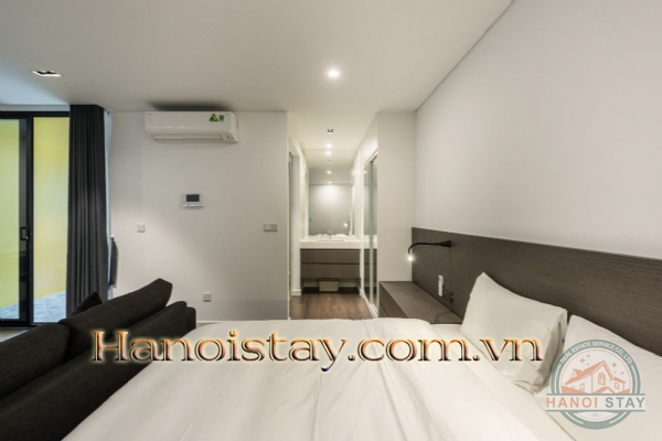Cho thuê căn hộ 2 PN Đội Cấn, Ba Đình 11