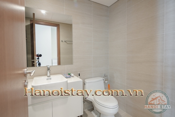 Cho thuê Căn hộ Vinhomes Skylake theo ngày và ngắn hạn, cân xứng tuyệt hảo trong thiết kế 26