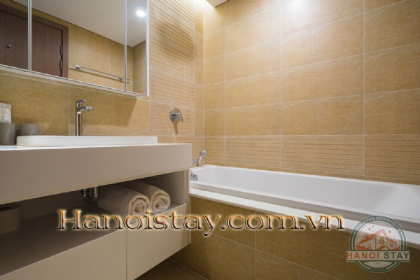 Chuyên cho thuê ngắn hạn, dài hạn các căn hộ Vinhomes Hà Nội 12