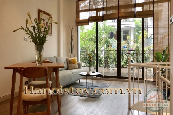 Cho thuê căn hộ cực “chất” khu vực Hồ Trúc Bạch, nội thất sang trọng, có dịch vụ 12
