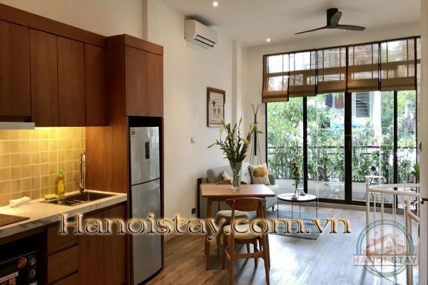 Cho thuê căn hộ cực “chất” khu vực Hồ Trúc Bạch, nội thất sang trọng, có dịch vụ 9