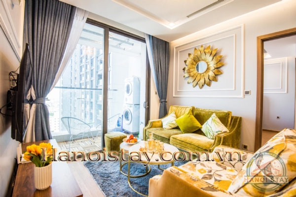 Cần bán gấp căn hộ 2 phòng ngủ tầng cao view đẹp Vinhomes Metropolis 29 Liễu Giai 1