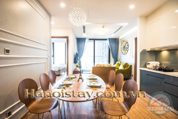 Cần bán gấp căn hộ 2 phòng ngủ tầng cao view đẹp Vinhomes Metropolis 29 Liễu Giai 1