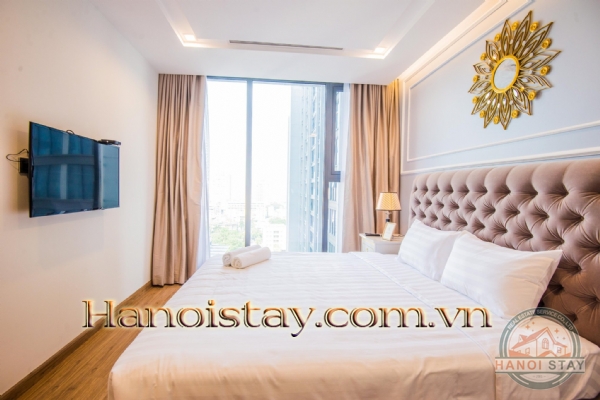 Cần bán gấp căn hộ 2 phòng ngủ tầng cao view đẹp Vinhomes Metropolis 29 Liễu Giai 1