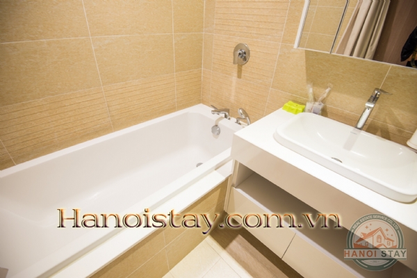 Cho thuê căn hộ siêu sang tại M2 Vinhomes Metropolis 29 Liễu Giai, Ba Đình 1