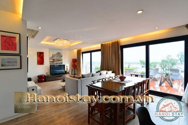 Siêu hót có một không hai: cho thuê căn hộ dịch vụ penhouse 3 phòng ngủ ban công cực rộng mặt hồ Tây 8